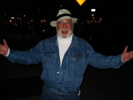Photo of Roger L.