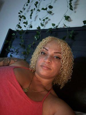 Photo of Aundra W.