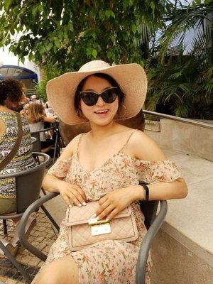Photo of Linda Q.