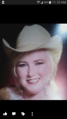 Photo of Alisa F.