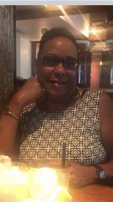Photo of Leslie R.