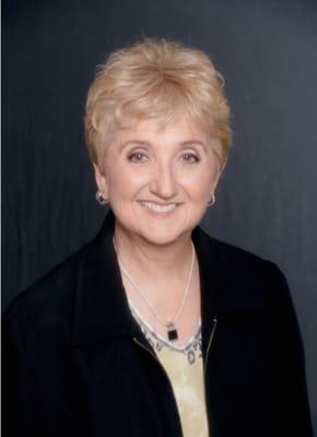 Photo of Leslie M.
