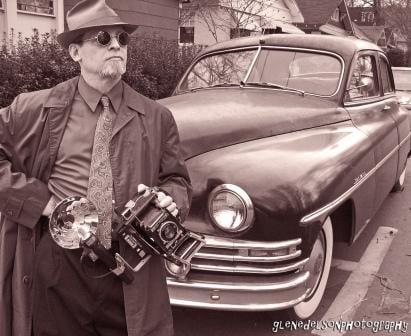Photo of Glen E.