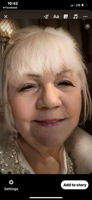 Photo of Mary L.