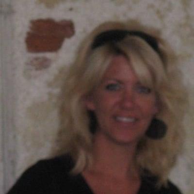 Photo of Lisa G.