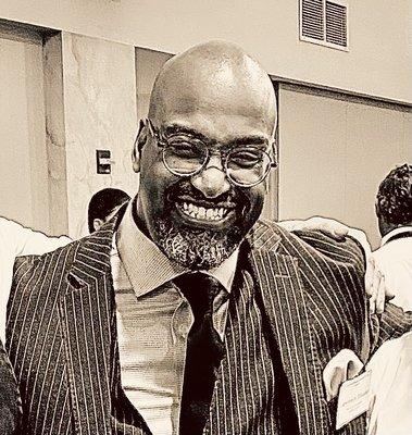 Photo of Lawrence T.