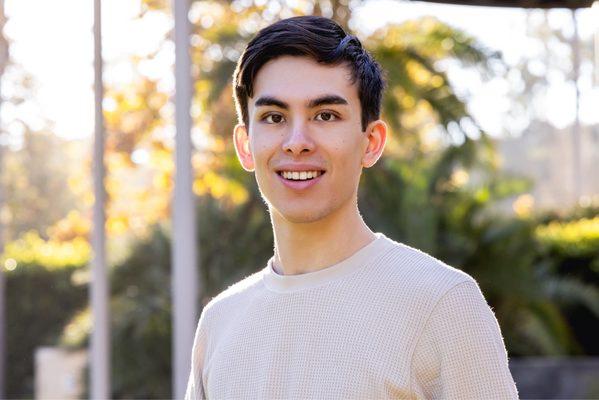 Photo of Aaron L.