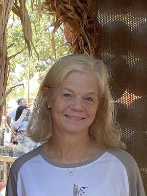 photo of Vicki P.
