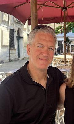 Photo of Paul L.
