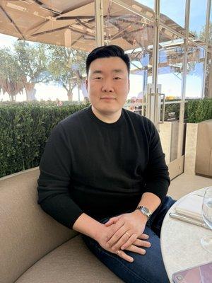 Photo of David Y.