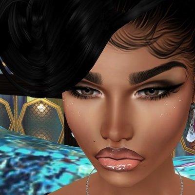 photo of IndiSharee V.