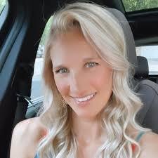 Photo of Nicole W.