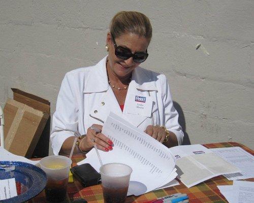 Photo of Leslie M.