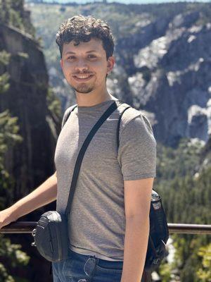 Photo of Grant A.