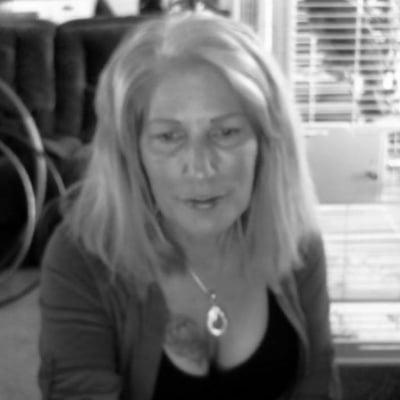 Photo of Donna W.