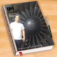 Photo of Benjamin E.