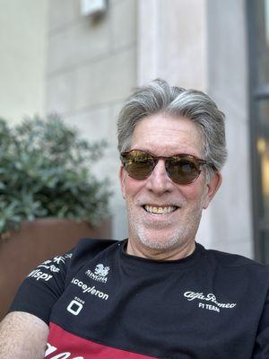 Photo of ian E.
