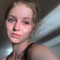 Photo of Mackenzie S.