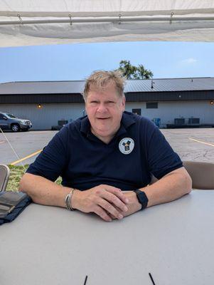 Photo of Craig W.
