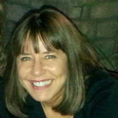 Photo of Linda F.
