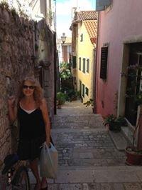Photo of Alison N.