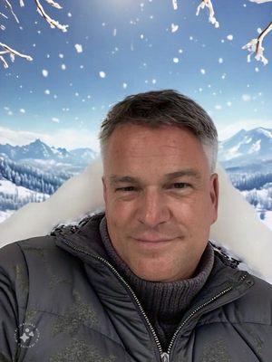 Photo of David J.