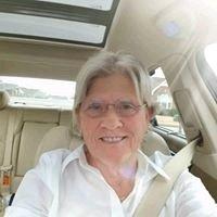 Photo of Gina L.