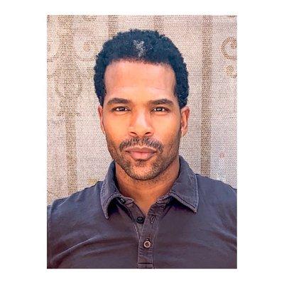 Photo of Sean L.