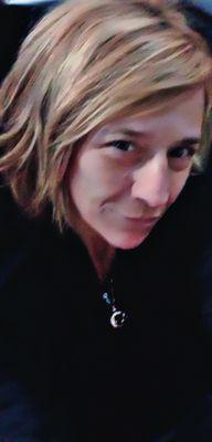 Photo of Shari L.