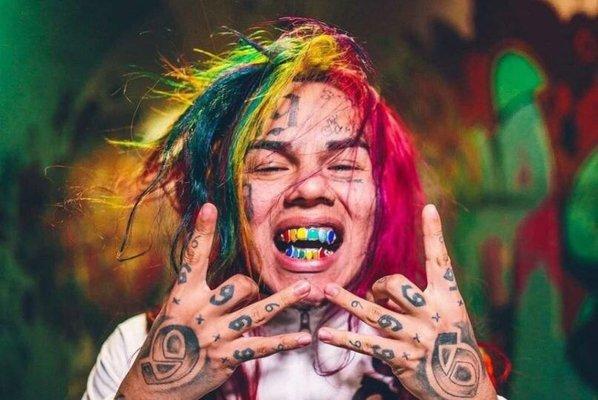 photo of 6ix 9.