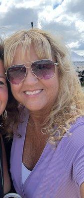 Photo of Lynne A.