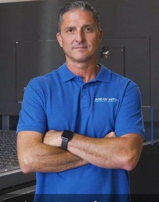 Photo of Joel H.