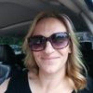 Photo of Lisa J.
