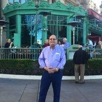 Photo of Alan S.