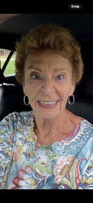 Photo of Lynn M.