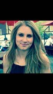 Photo of Amanda J.
