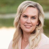 Photo of Elisia R.