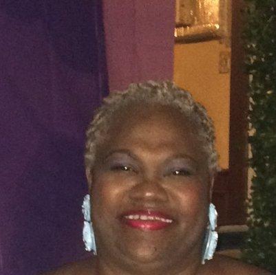 Photo of Dianne G.
