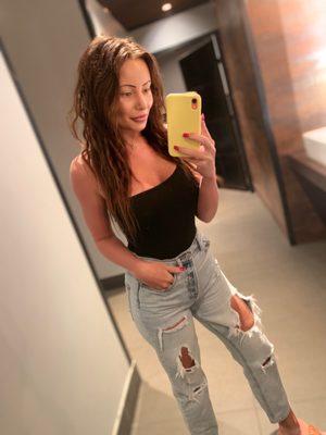 Photo of Chloe B.