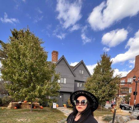 Photo of Leeanna C.