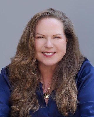 photo of Elizabeth J.