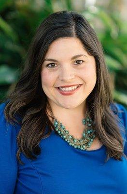 photo of Lauren Crain ..