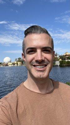Photo of Andrew Z.