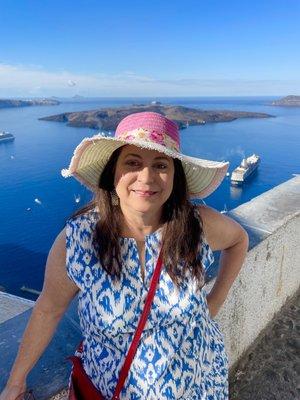 Photo of Lisa J.