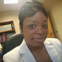 Photo of Nicole B.