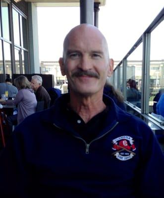 Photo of Dennis B.