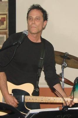 Photo of James R.
