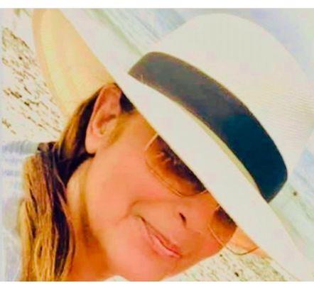 Photo of Denise R.