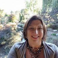 Photo of Julie P.