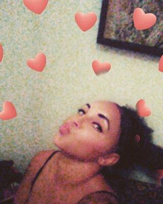 Photo of Joelle L.